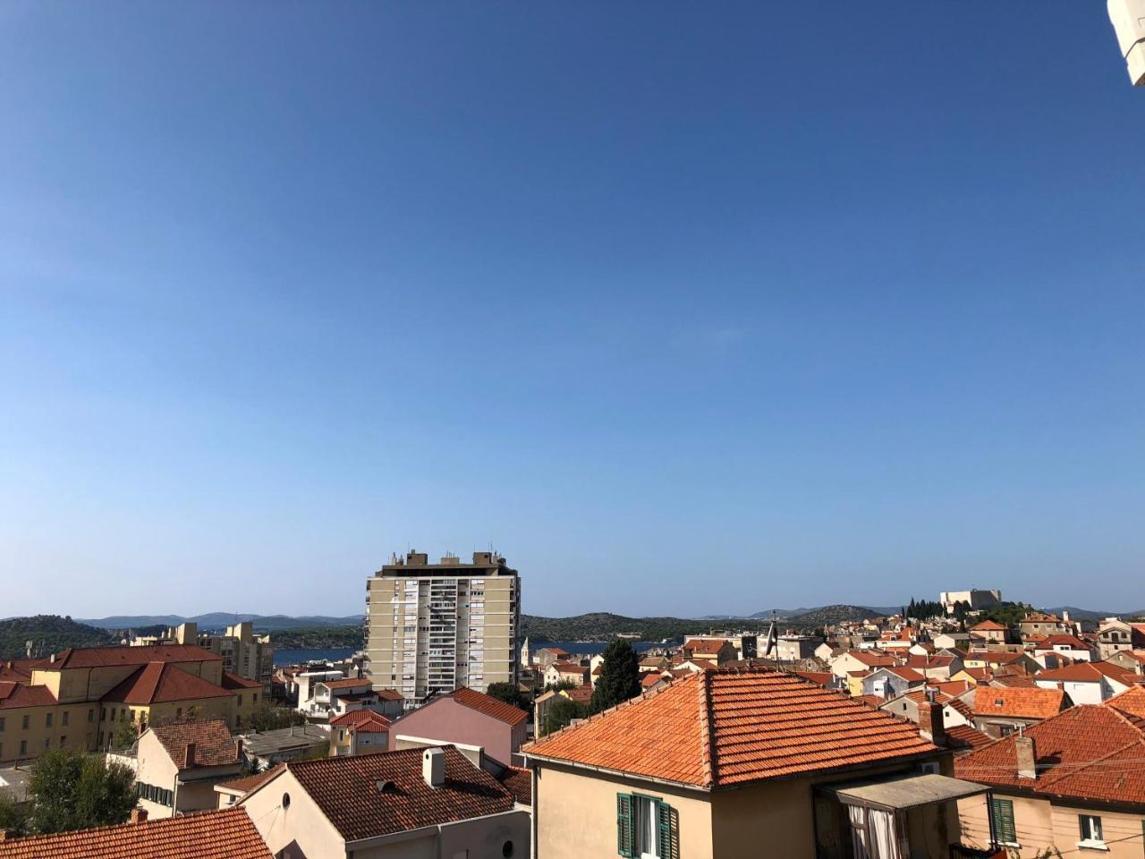 שיבניק Apartment City View מראה חיצוני תמונה